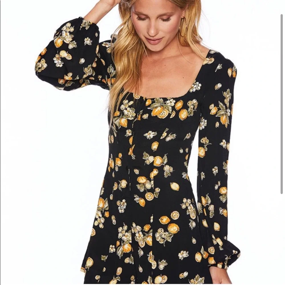Beach Riot Romper - Picture 4 of 8